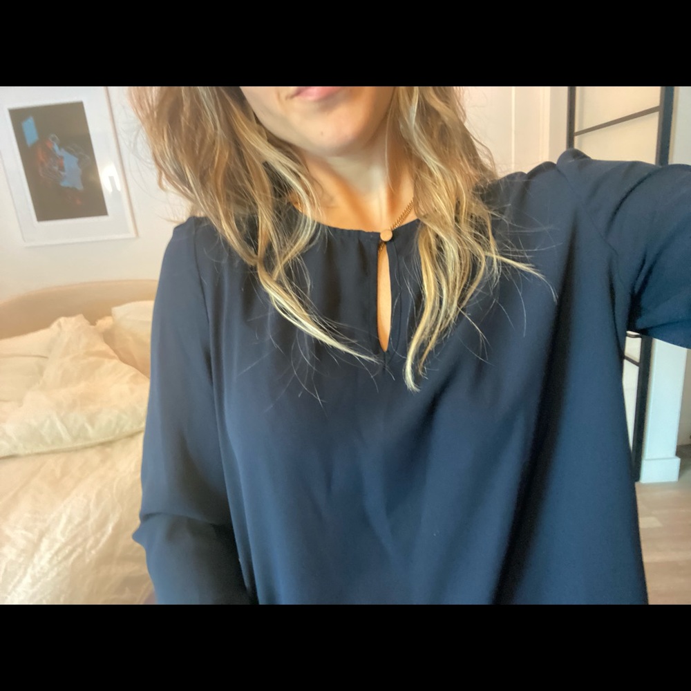 Forever 21 / M / Navy blouse w gold detail / sophisticated chest peep! - Picture 2 of 3